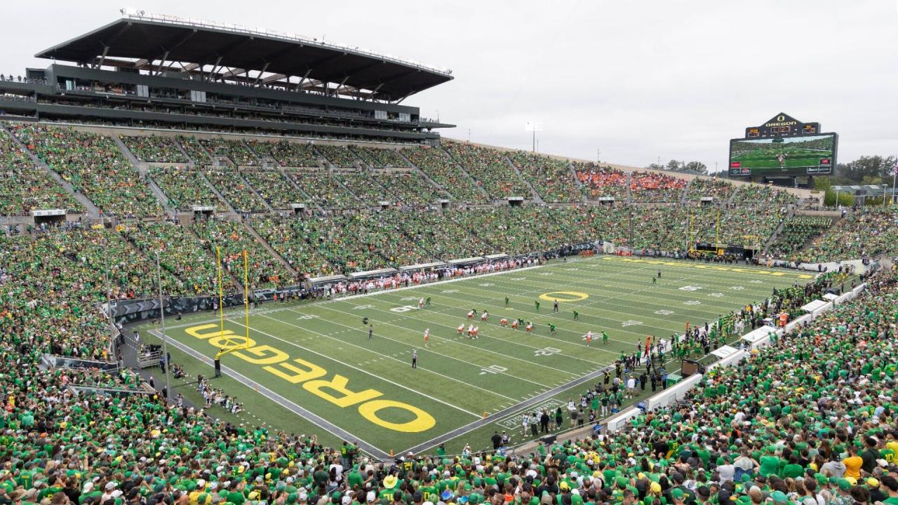 Autzen Stadium: One Of The Most Formidable Places To Play In CFB Stream ...